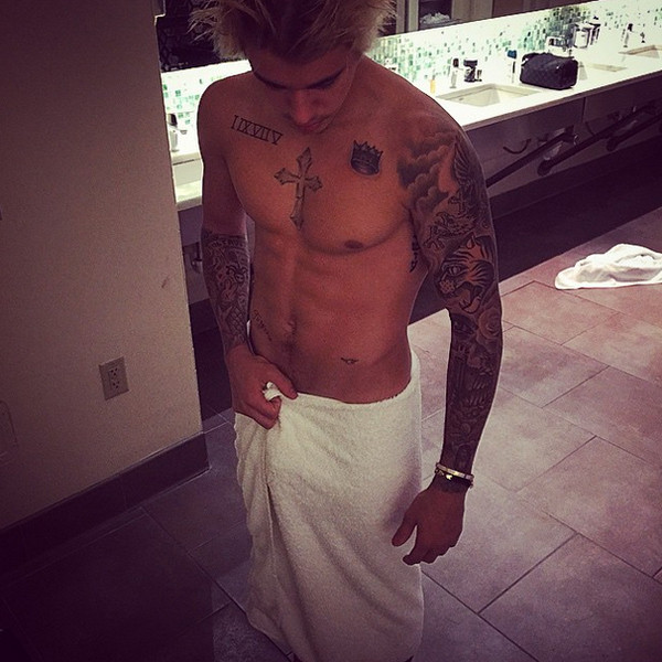 justin-bieber-dick-towel-1